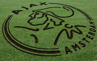 广发体育快讯-巴西田径接力队奥运摘铜老将跪地痛哭